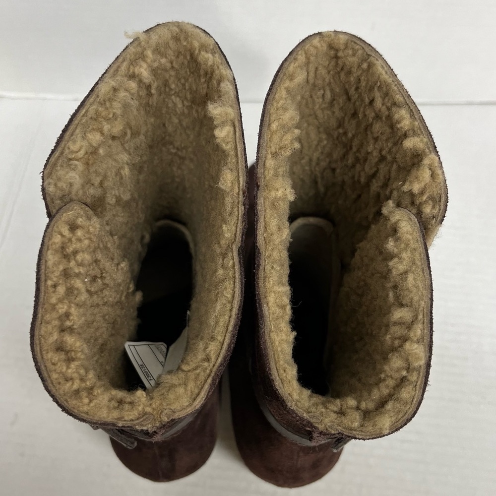 EUC UGG | Brown Suede Amoret Boots Clog Style #1003373 Size 7 - Picture 11 of 12